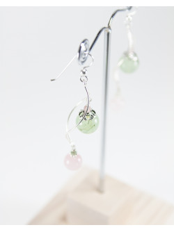 Boucles d'oreilles déporté quartz rose et préhnite, Sanùk Création