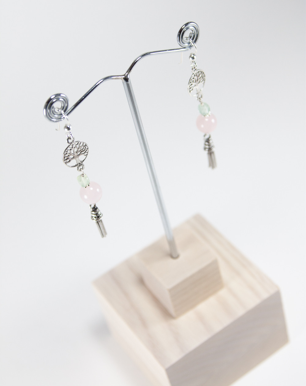 Boucles d'oreilles arbre de vie pompon quartz rose et préhnite, Sanùk Création