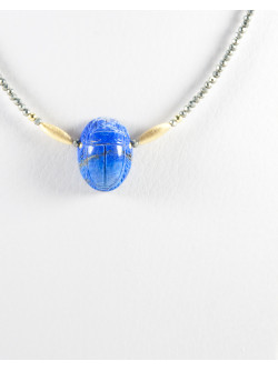 Collier en Pyrite et scarabée en Lapis Lazuli, Sanùk création, Bayonne