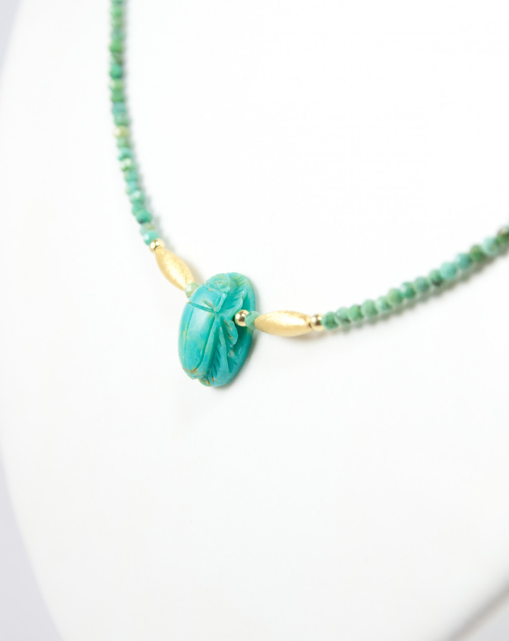 Collier scarabée turquoise