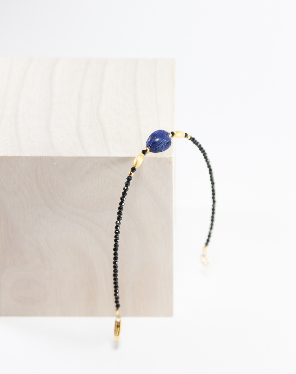 Bracelet Spinelle Scarabée Lapis Lazuli, Collection Khépri, Sanuk Création