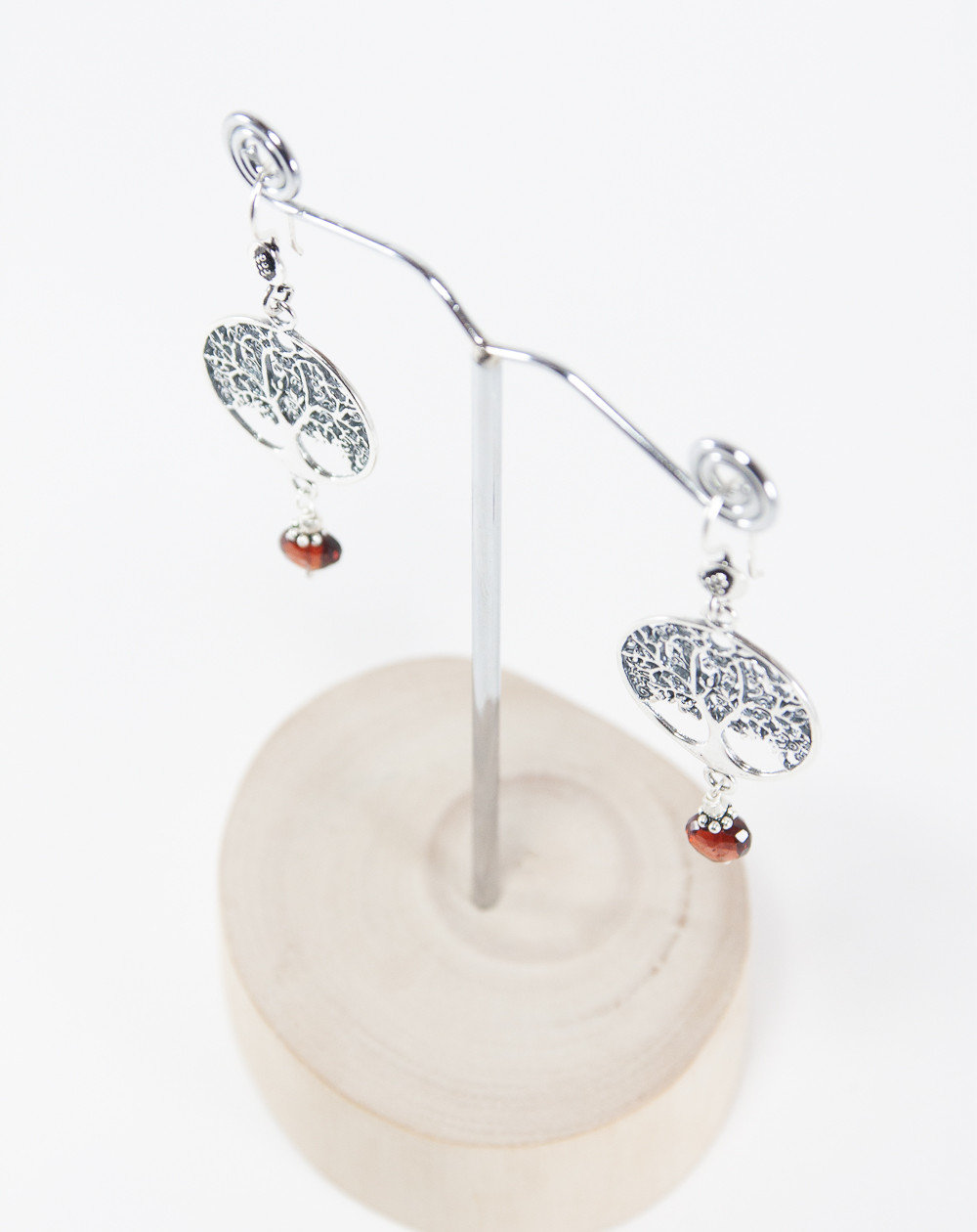 Boucles d'oreilles Arbre de vie Grenat, Collection Kimua. Sanuk Création